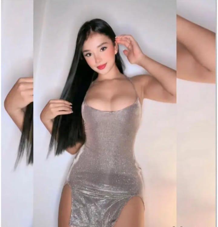 610880239: Chica busca chico en Ibiza