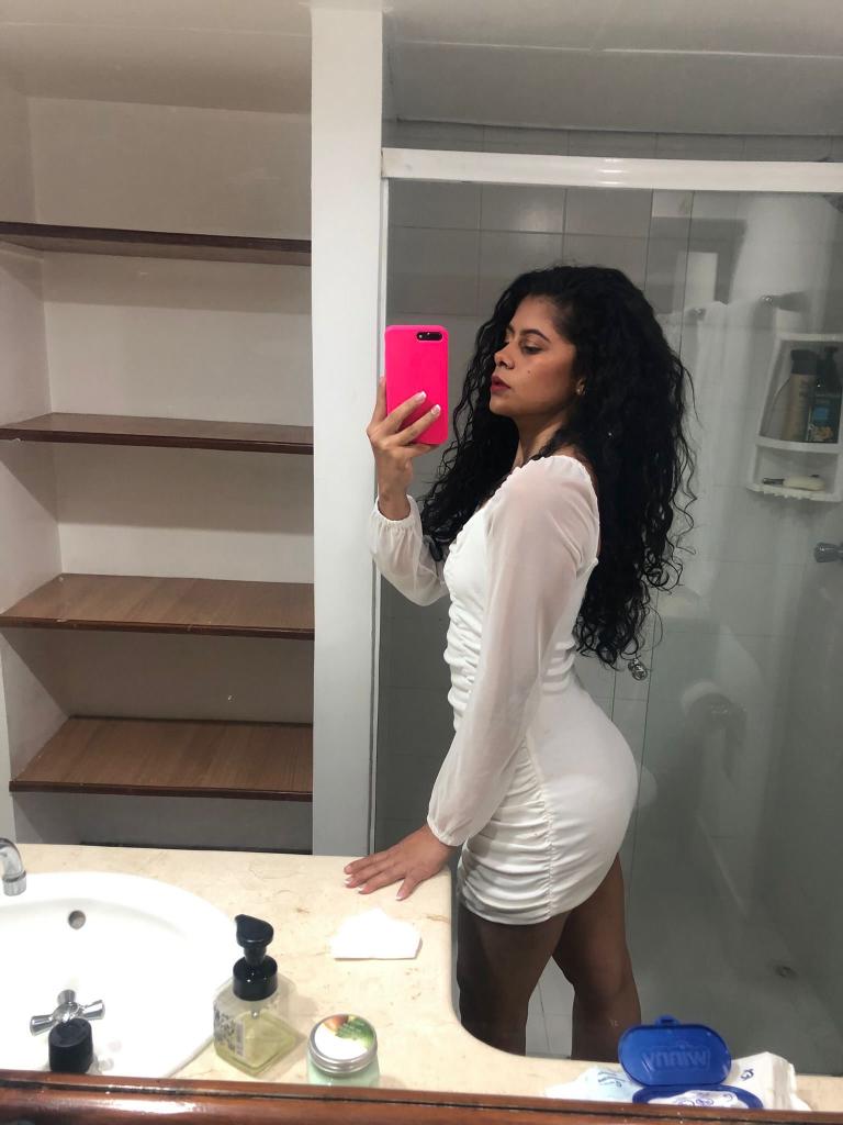 632901506: Chica busca chico en Lérida