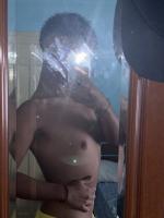 647789256: Chico busca chica en Málaga