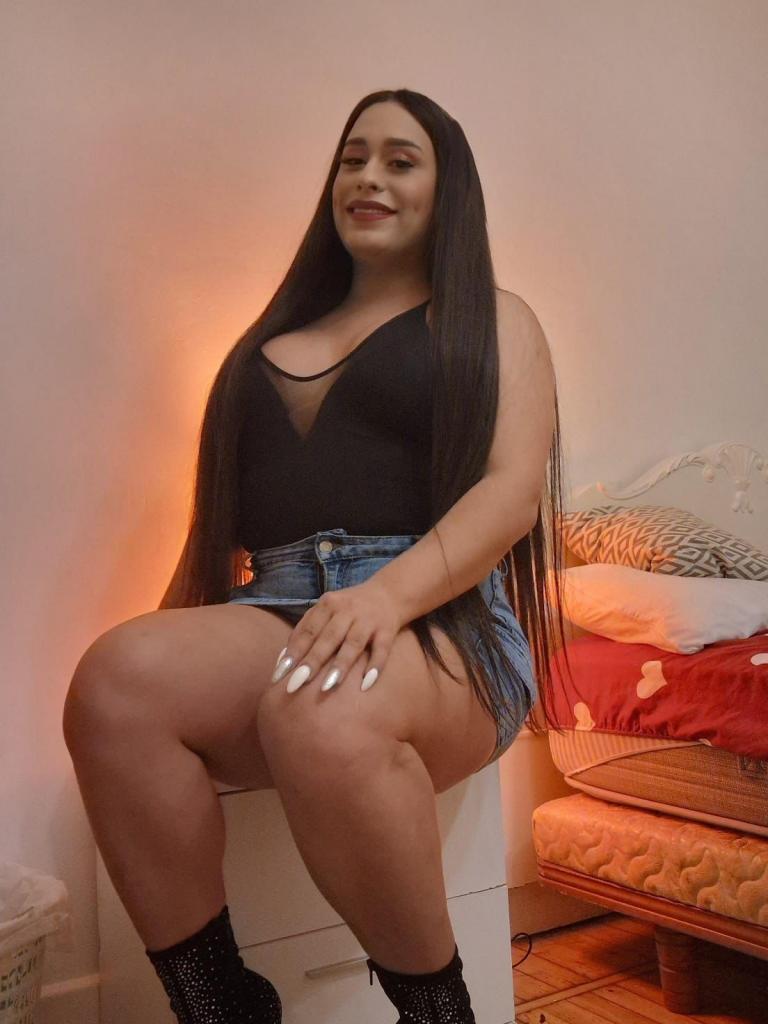 611275347: Travesti en Asturias