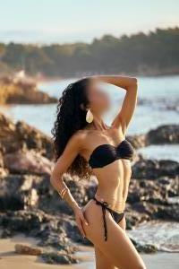 Chica busca chico en Ibiza: Chica busca chico