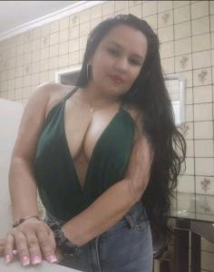 742064124: Chica busca chico en Lugo