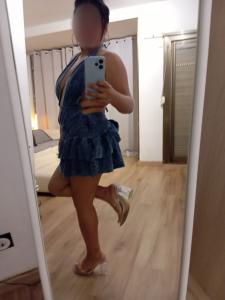 677913562: Chica busca chico en Barcelona