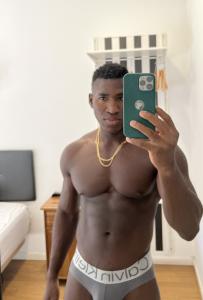 632128191: Chico busca chica en Guipúzcoa