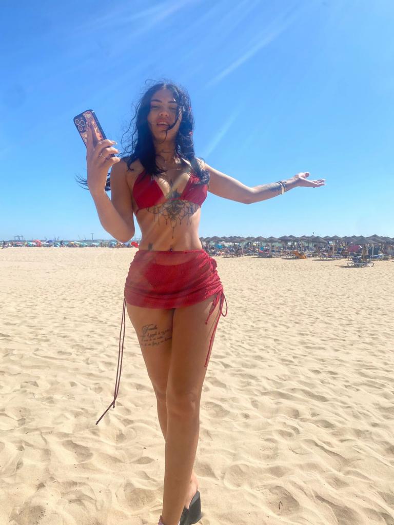 604279047: Chica busca chico en Cádiz