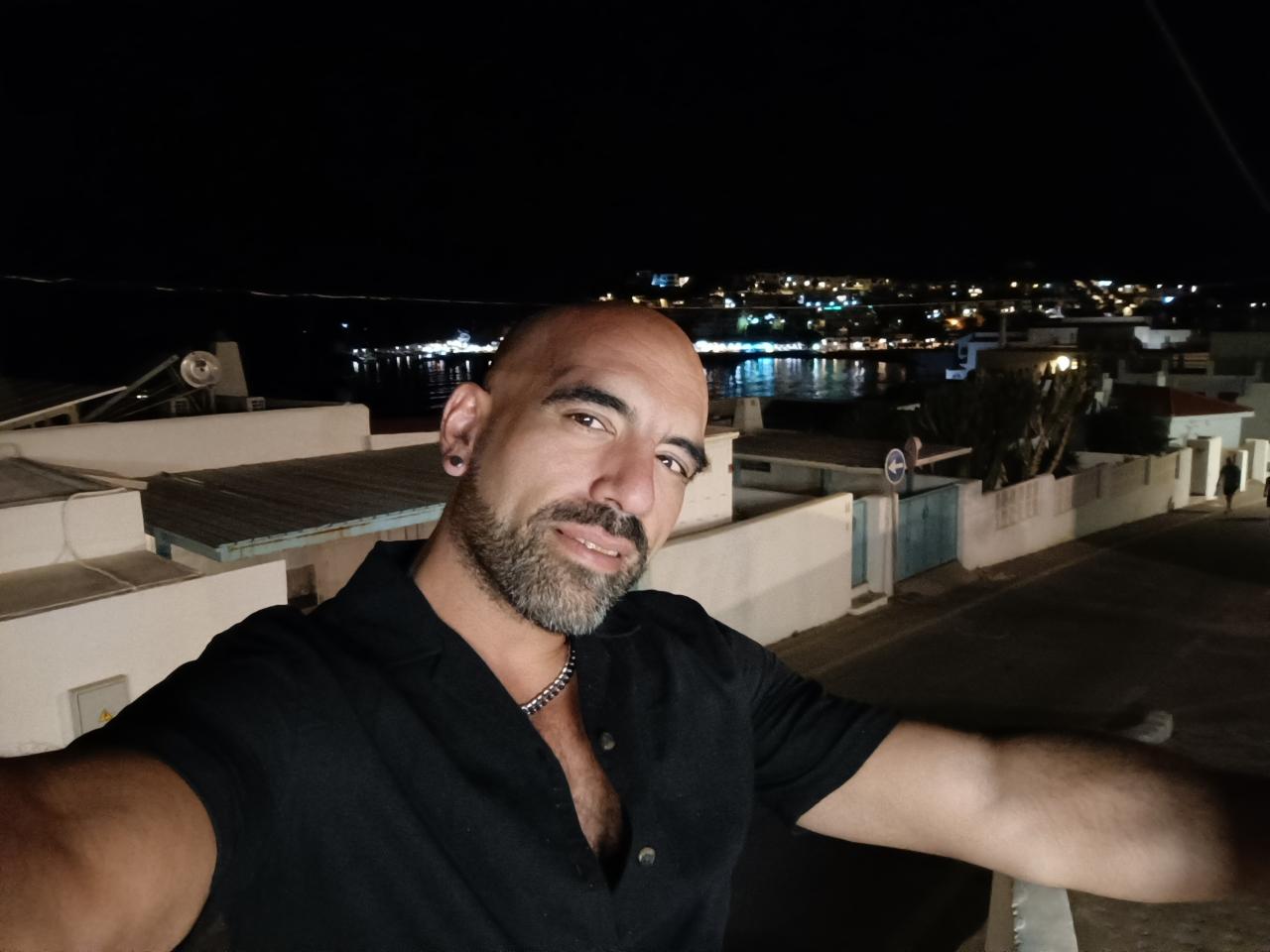 610379001: Chico busca chica en Málaga