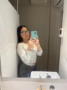 603806081: Chica busca chico en Barcelona