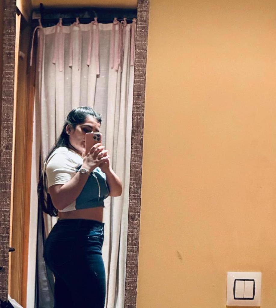 613761366: Chica busca chico en Pontevedra