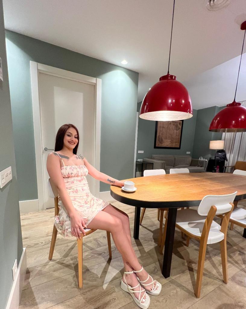 661864184: Chica busca chico en Álava