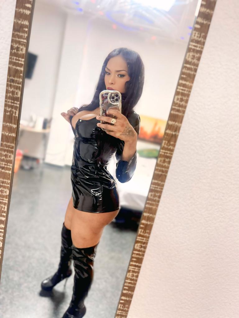 Transexual en Valladolid: Transexuales y Travestis