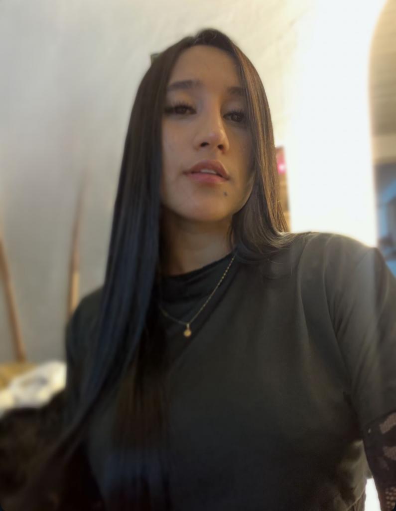 614911532: Chica busca chico en La Coruña