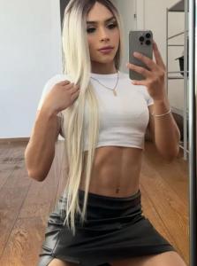 666448764: Transexual en Cádiz