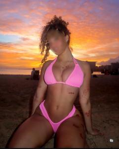 632588446: Chica busca chico en La Coruña