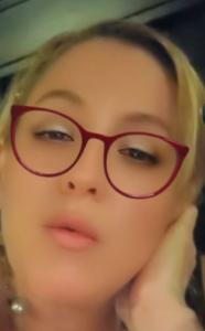 613826961: Chica busca chico en Barcelona