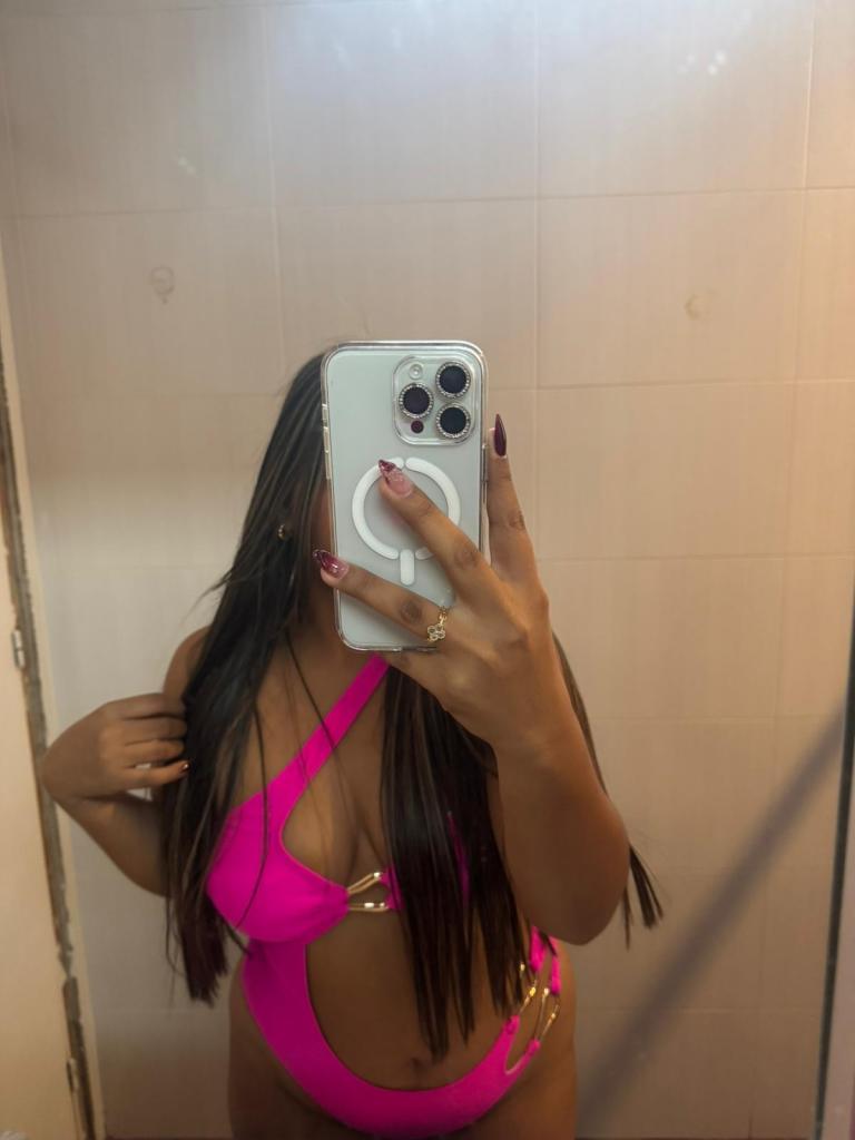 613965418: Chica busca chico en Córdoba