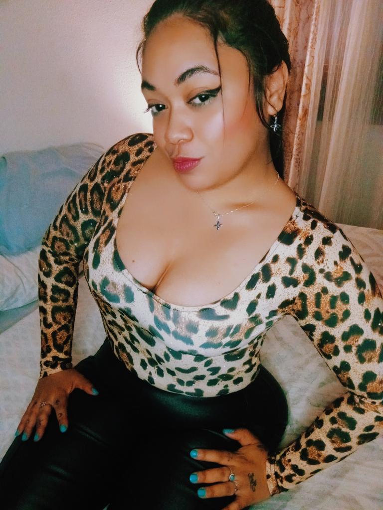 667069930: Chica busca chico en Las Palmas