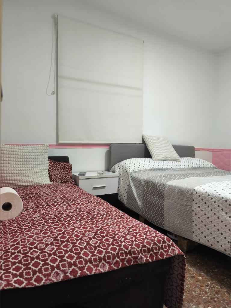 663690222:  en Valencia