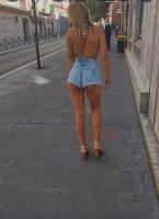 698503881: Chica busca chico en Madrid