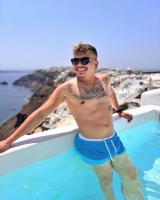 603238189: Chico busca chica en Barcelona