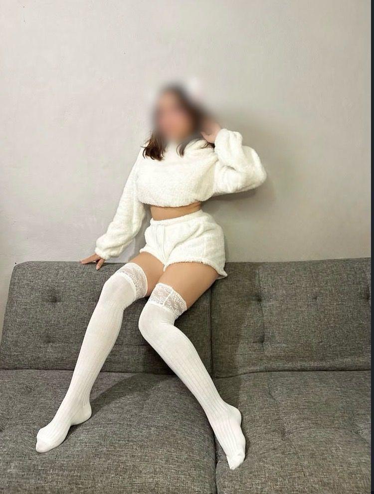 677356864: Chica busca chico en Madrid