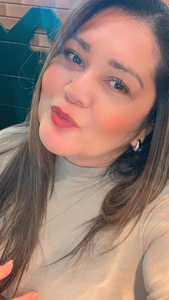 632924088: Chica busca chico en La Coruña