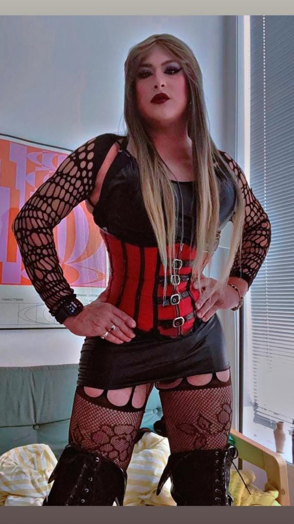 677382487: Transexual en Badajoz