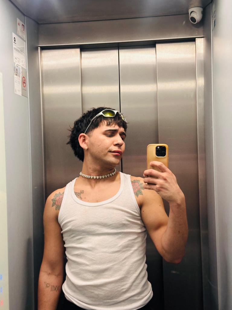 617679212: Chico busca chica en Cádiz