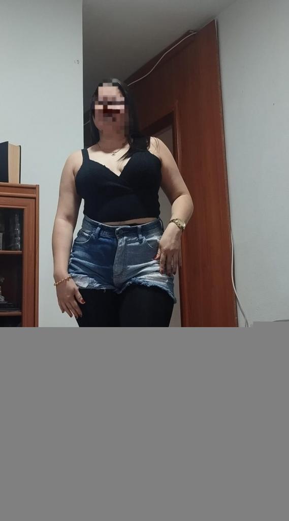 631217429: Chica busca chico en Madrid