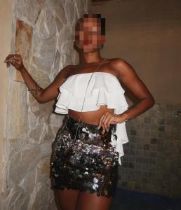 692455357: Chica busca chico en Mallorca