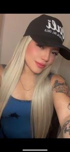 661629375: Chica busca chico en Barcelona