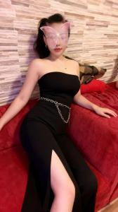 688106247: Chica busca chico en Barcelona