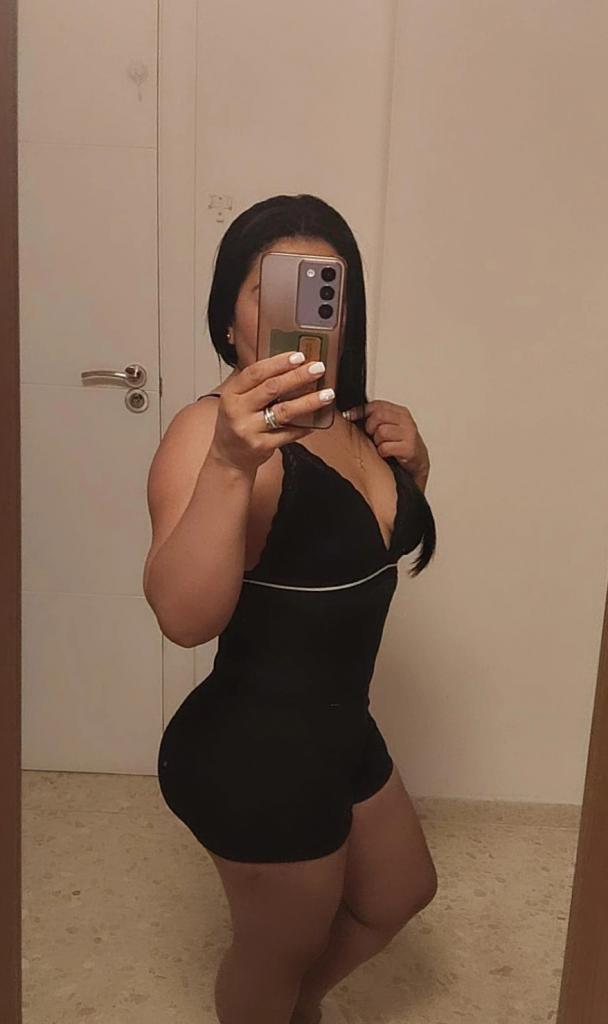 Chica busca chico en Sevilla: 