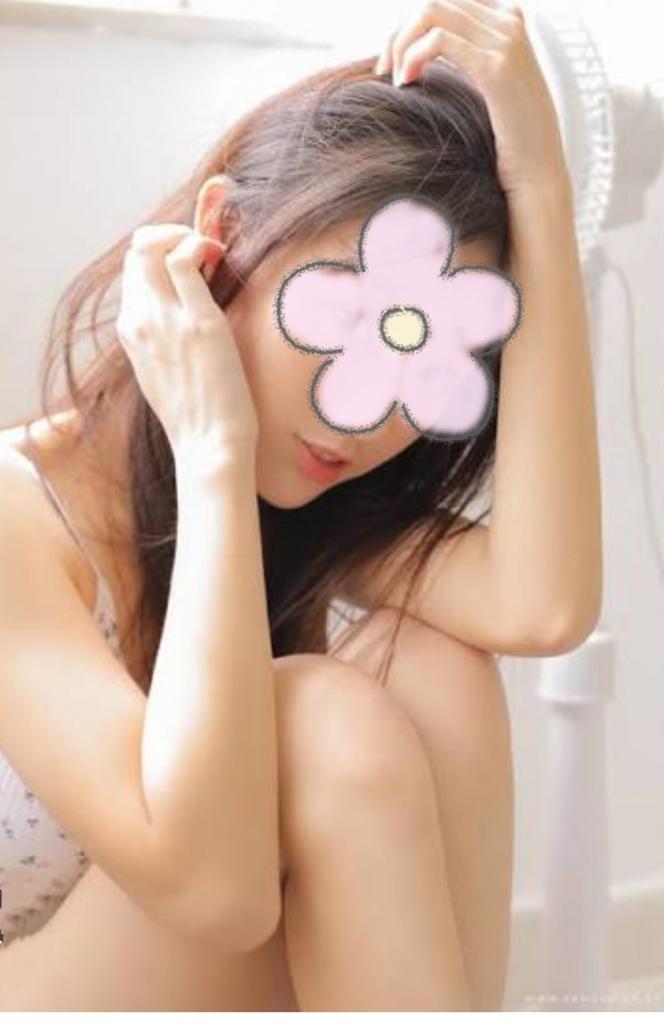 643498015: Chica busca chico en Gerona