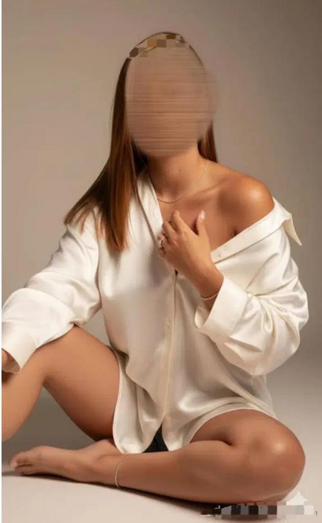 Chica busca chico en Cádiz: 