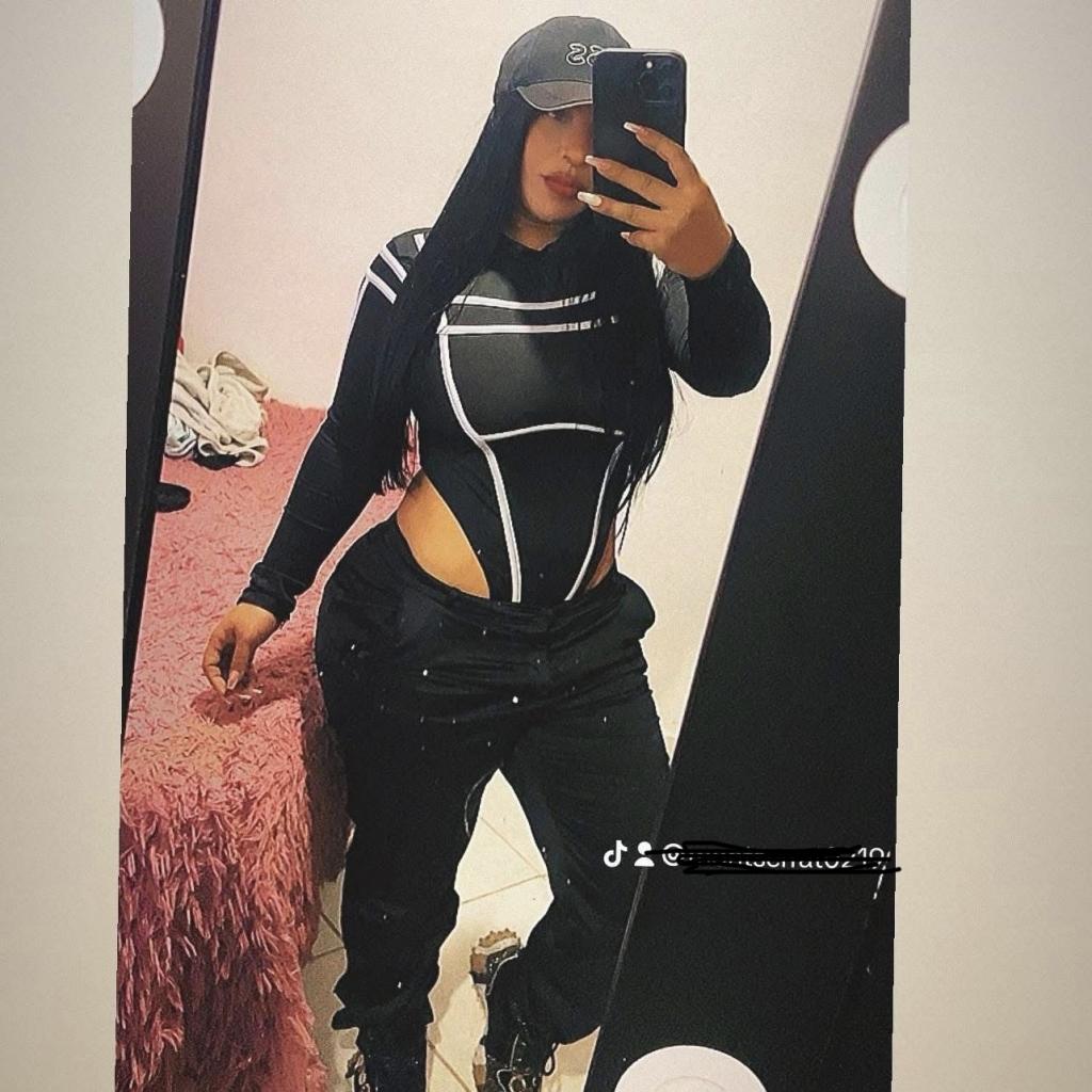 641042403: Chica busca chico en Valencia