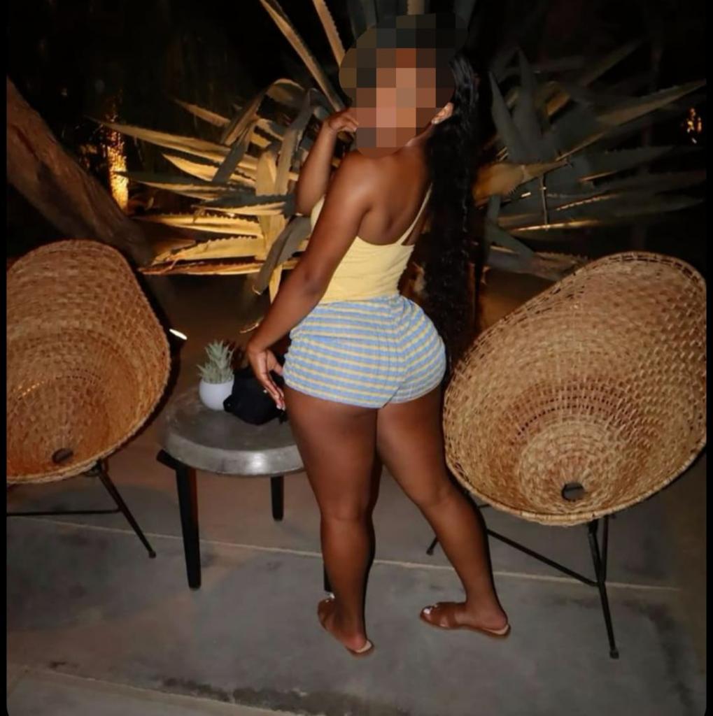 Chica busca chico en Sevilla: 