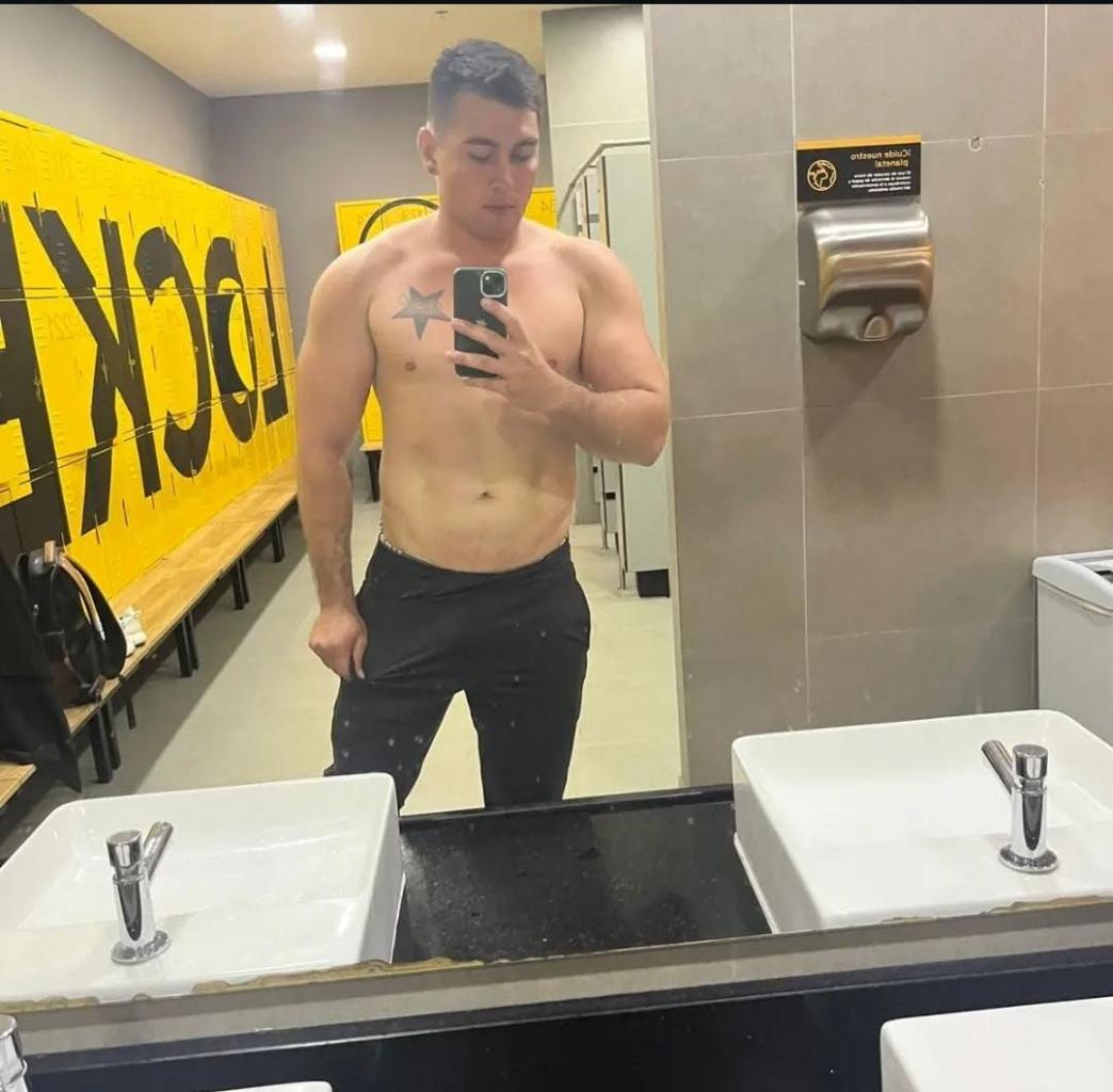 Chico busca chica en Málaga: 