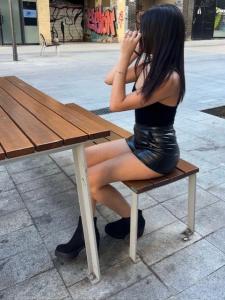 610001683: Chica busca chico en Barcelona