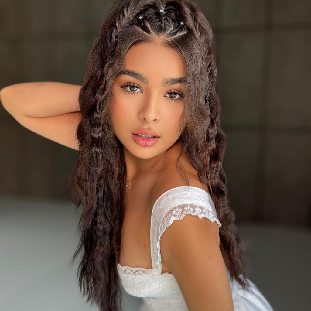 632582356: Chica busca chico en Barcelona