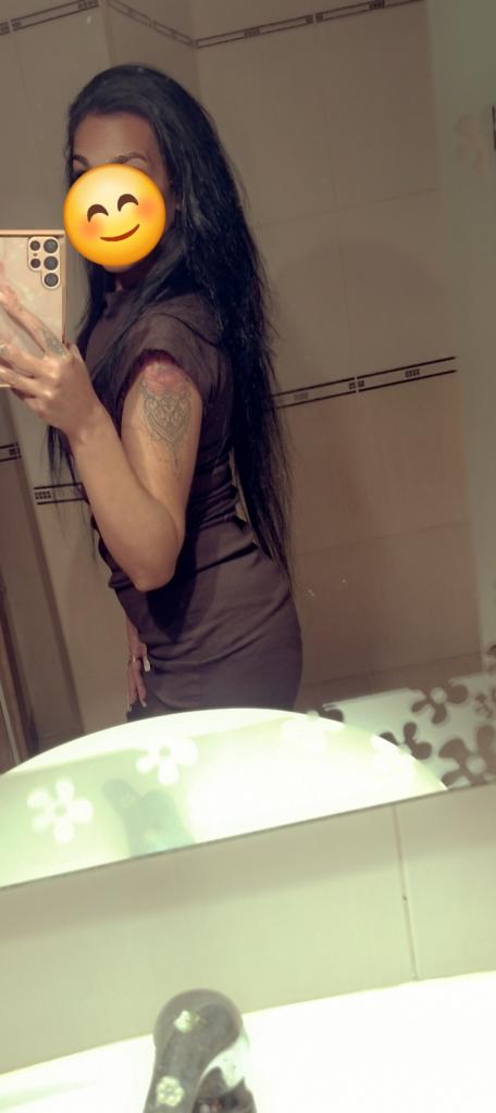 607255285: Chica busca chico en Valencia