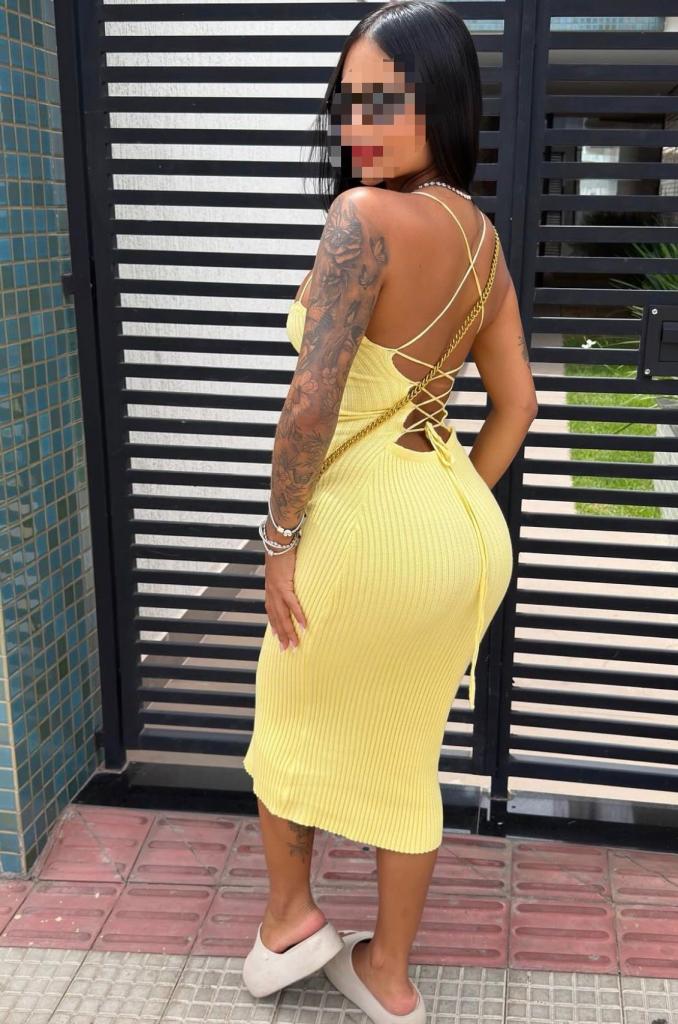 632927090: Chica busca chico en Pontevedra