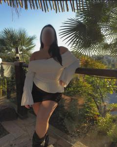 631132609: Chica busca chico en Madrid