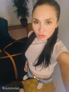 602421571: Chica busca chico en La Coruña