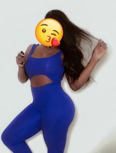 613384692: Chica busca chico en Cádiz