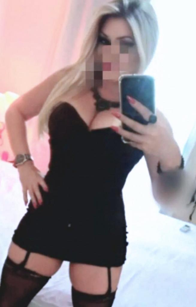 627897404: Chica busca chico en Burgos