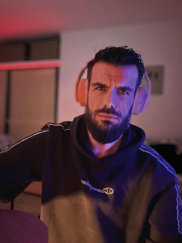 Chico busca chica en Madrid: 