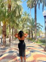 666747631: Chica busca chico en Almería