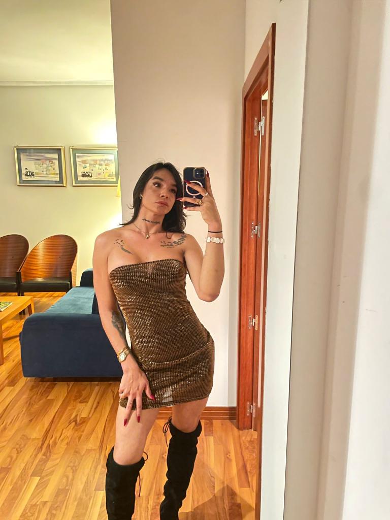 656447374: Travesti en Cáceres