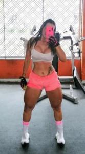 673347244: Chica busca chico en Navarra