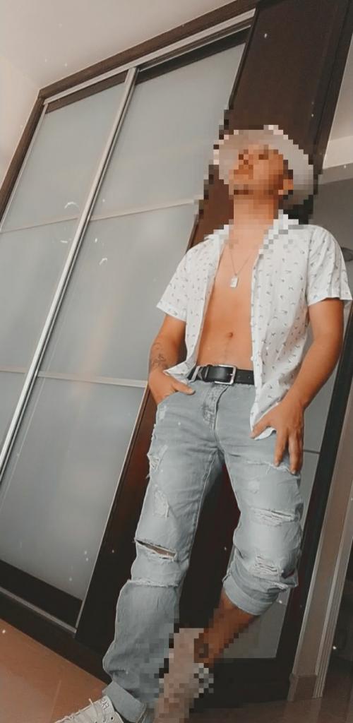 643778007: Chico busca chica en Almería